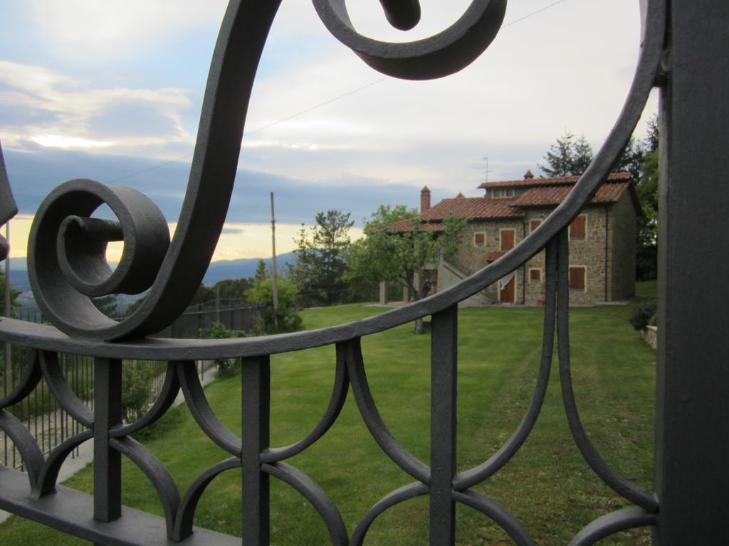 Bed And Breakfast Country Hill Arezzo Buitenkant foto